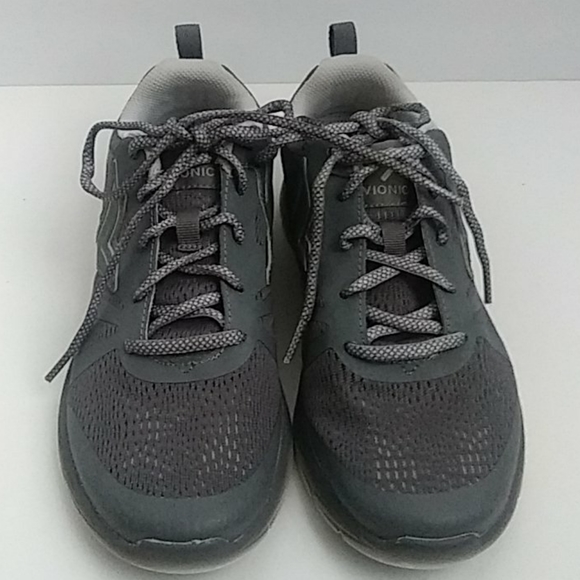 vionic mesh sneakers
